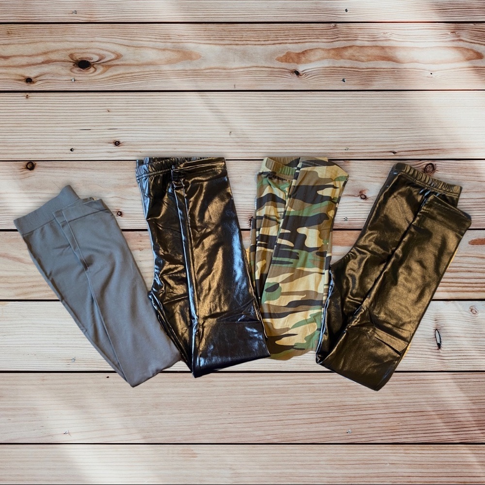 $10 when bundled🌺 BRAND NEW LOT OF 4 PAIR OF LEGGINGS NWT SIZES S,M ONE SIZE